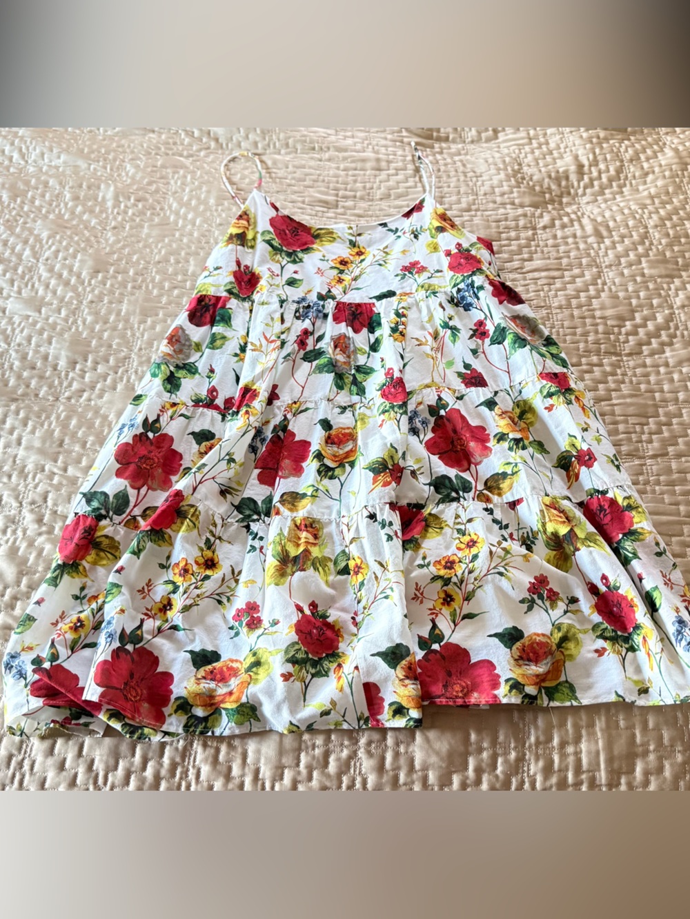 Alice + Olivia White Dress with Red and Yellow Floral Accents Size 4